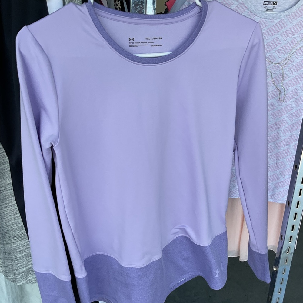 Purple under armor, long sleeve shirt